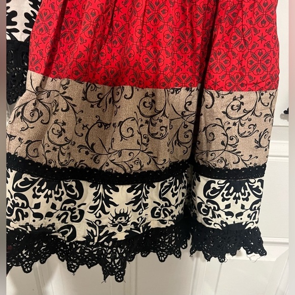 Mustard Pie Kids Red, Black, & White Damask Patchwork Dress with Lace Trim Sz 4 - Picture 11 of 13